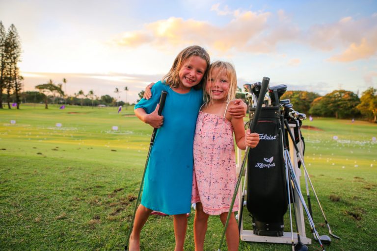 2 girls on Kaanapali range 768x512