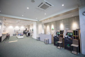 フロント 1 300x200