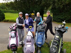 Newark ladies with trolleys 300x225