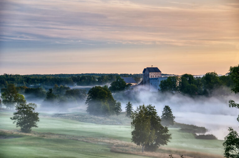 AGK 7 Photographer PeterCorden 2 768x510